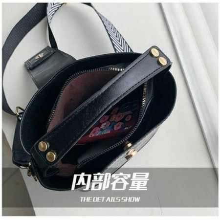 2006, tas wanita import fashion  089 7117 fashion selempang 3352 rvoc