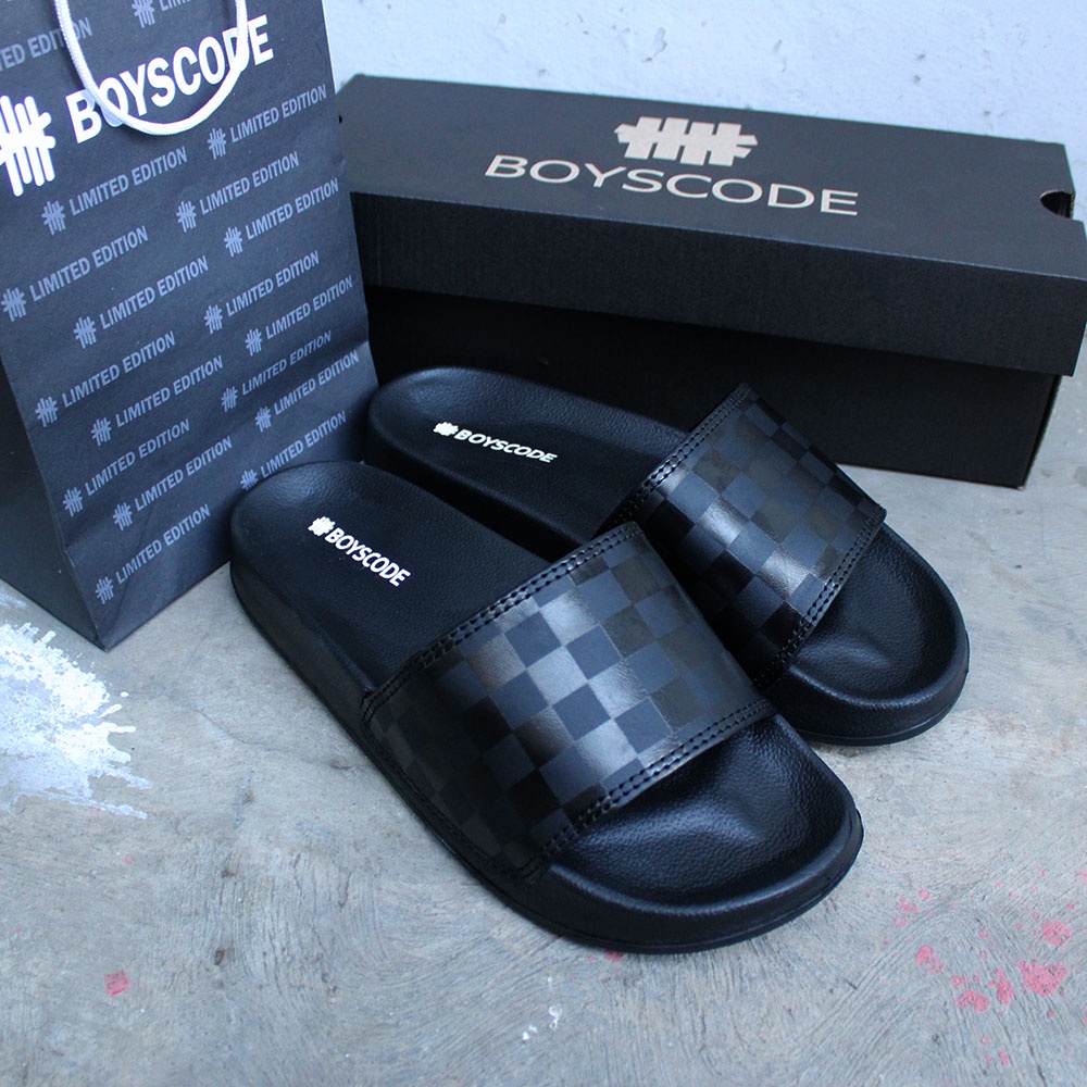 Sandal Slip On Pria Distro Terbaru Boyscode Catur Checkerboard Hitam / Sandal Slop / Sandal Slide Pria