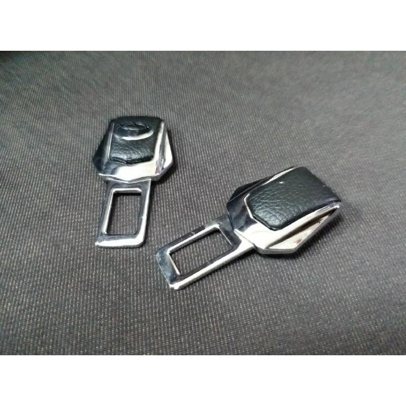 Colokan Seat Belt - Safety Belt Kulit Toyota All New Fortuner 2016