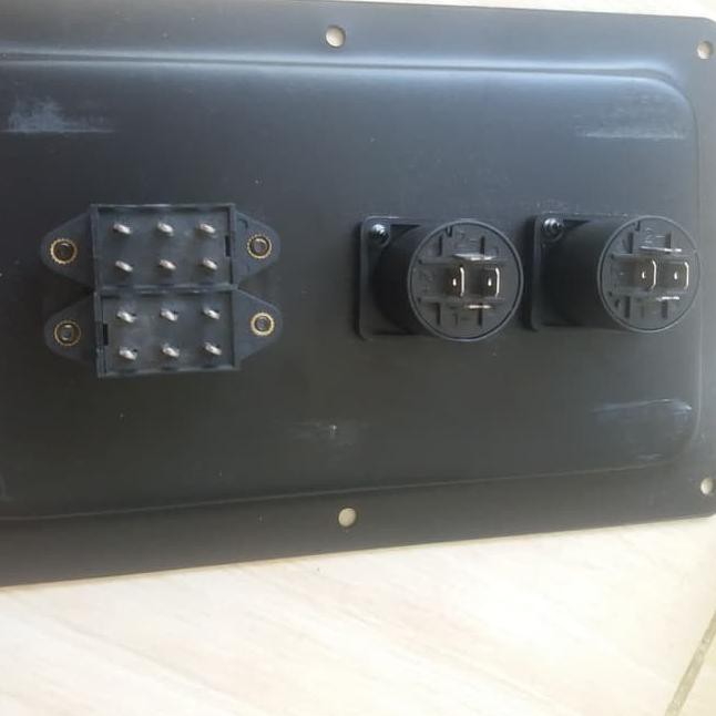panel box speaker