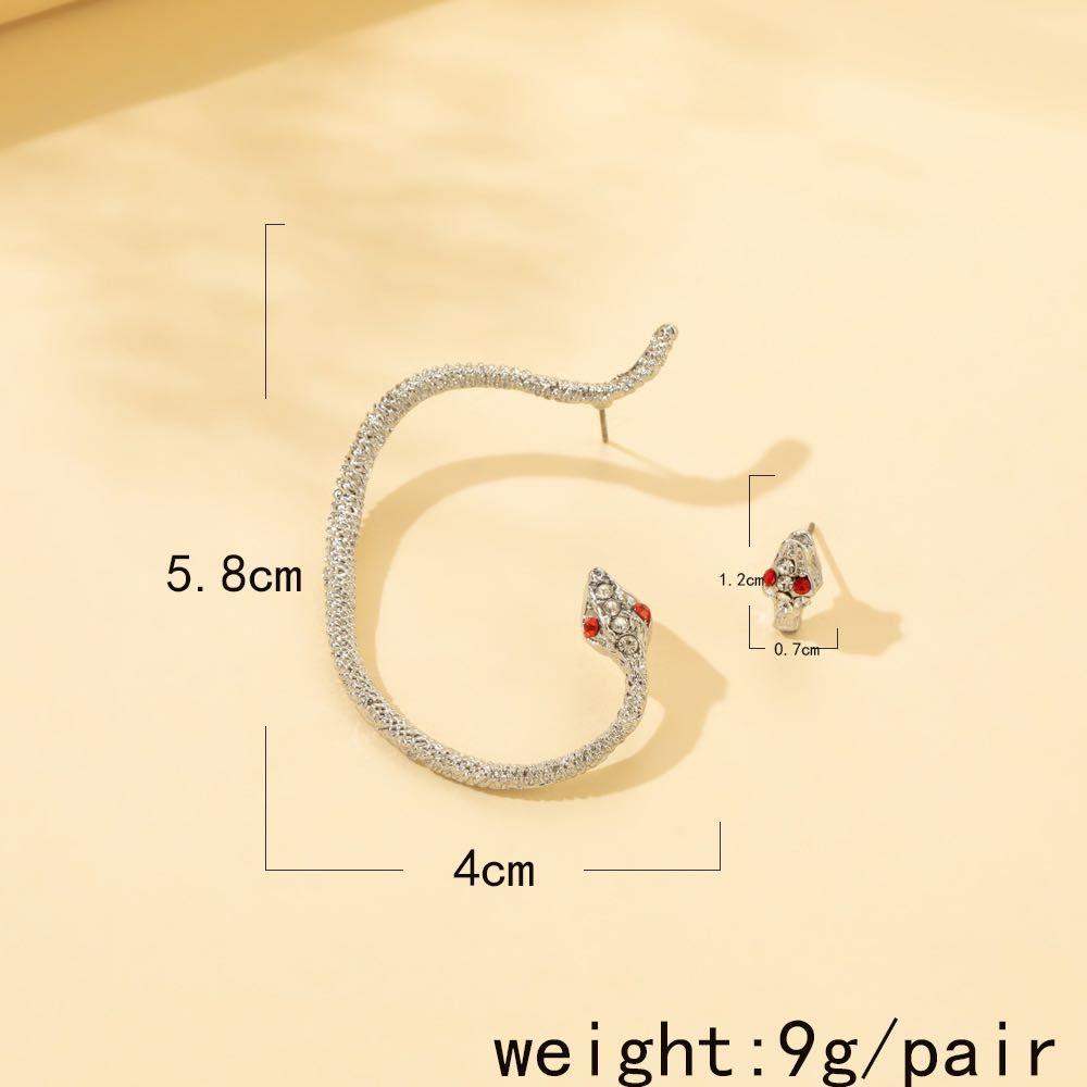 Anting Stud Desain Ular Asimetris Bahan Alloy Warna-Warni Gaya Korea Untuk Wanita