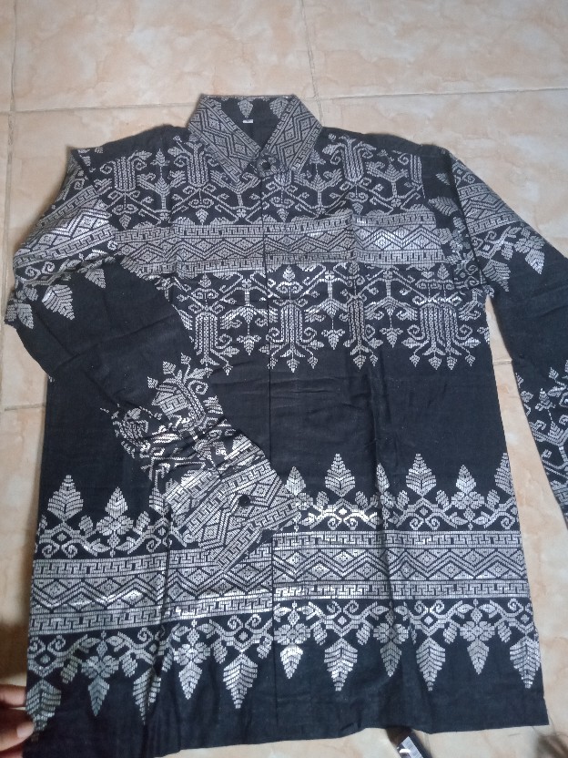 Kemeja Batik / Hem Batik Lengan Panjang Prada Mahkota Gold Silver Terbaru