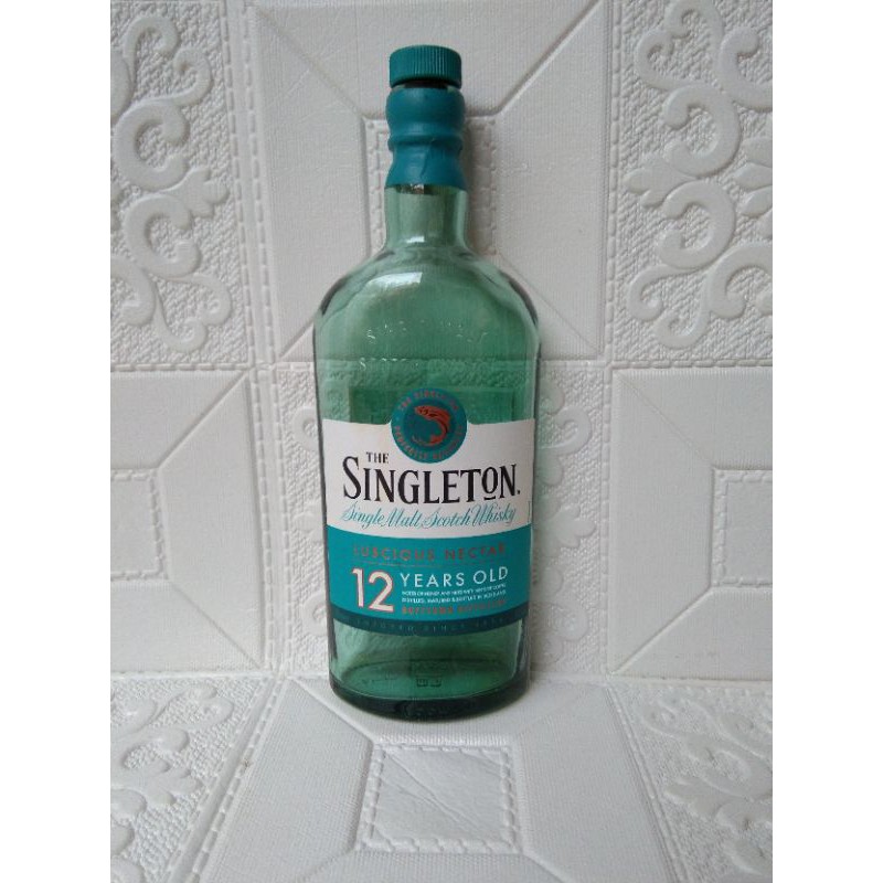 botol biru bekas miras singleton 12