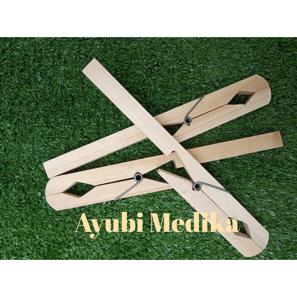 Penjepit Tabung Reaksi