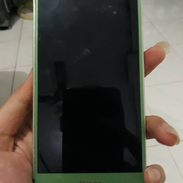 Hp Sharp Aquos SH04H Mulus