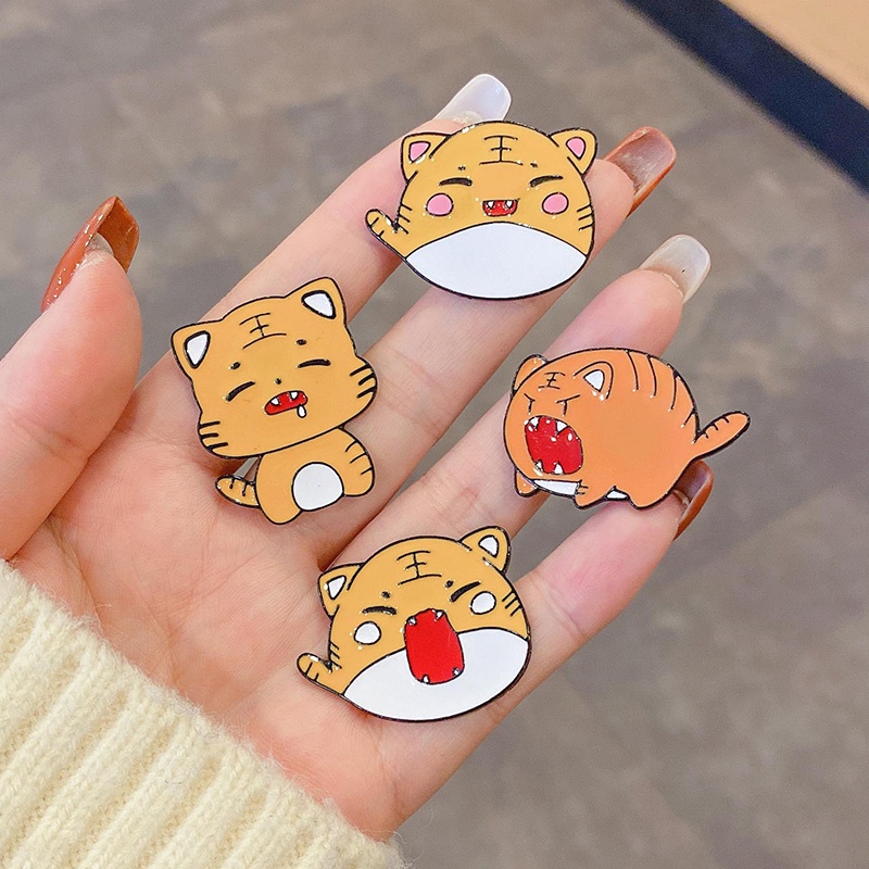 Bros Pin Desain Kartun Harimau Kecil Lucu Gaya Korea Untuk Dekorasi Pakaian