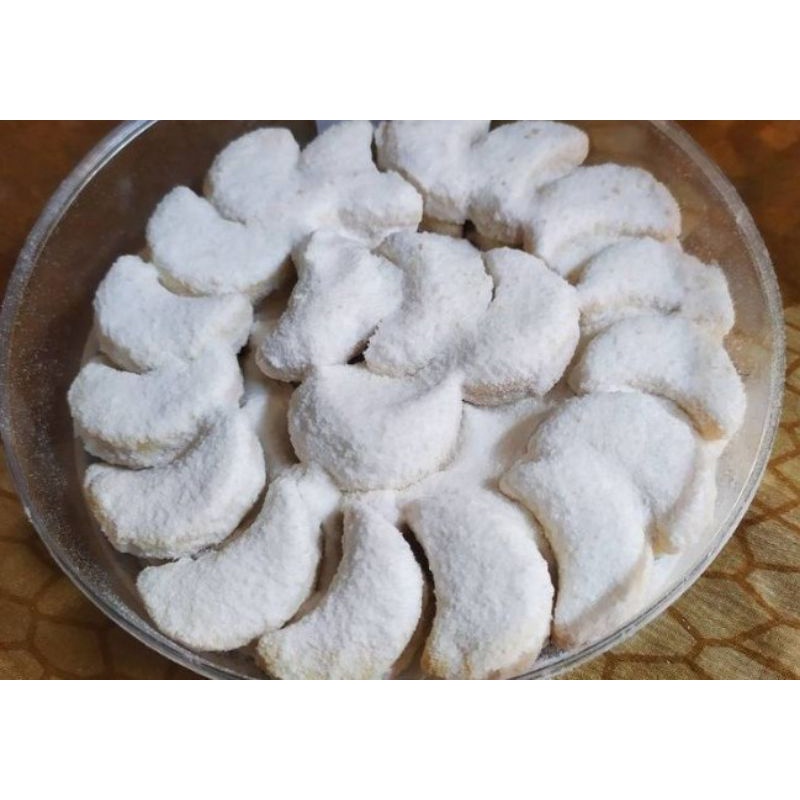 

Kue kering putri salju