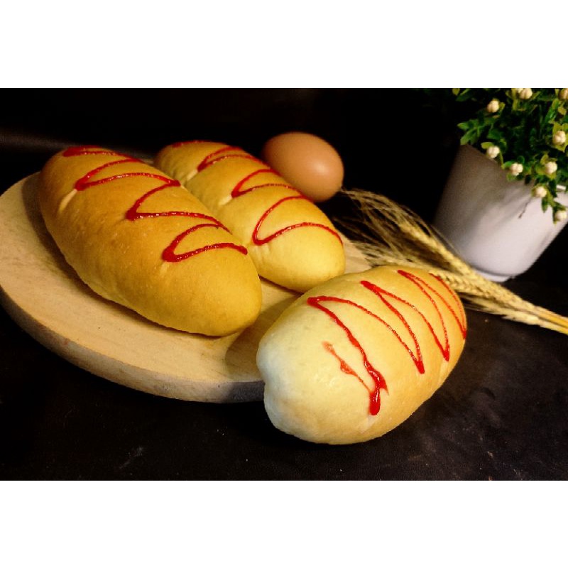 

RED BERRY BREAD by NAVAZA BAKERY