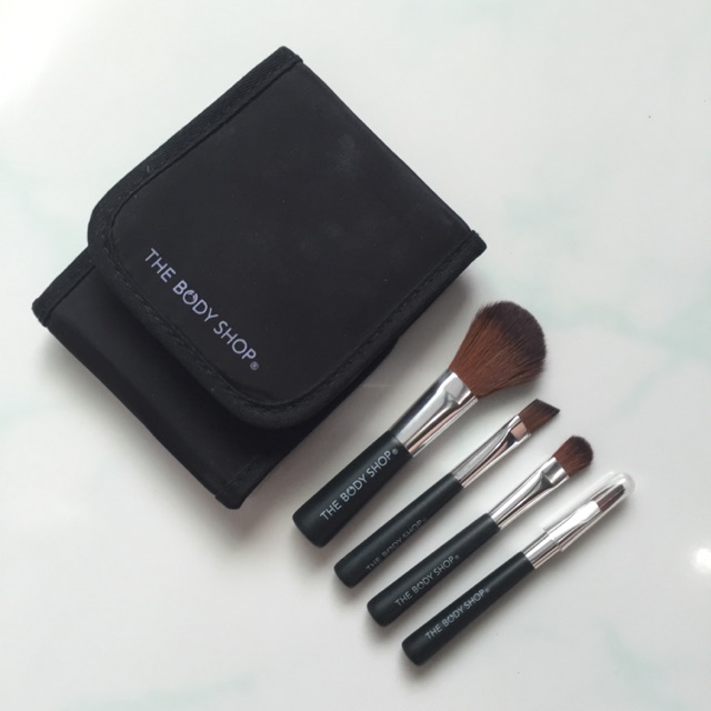 The Body Shop Mini Brush Kit