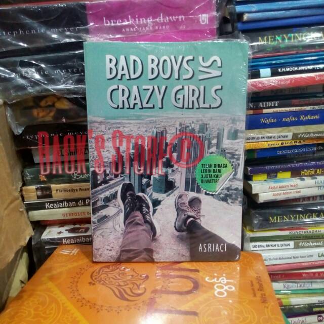 

Buku Novel Bad Boys Vs Crazy Girls By Asriaci
