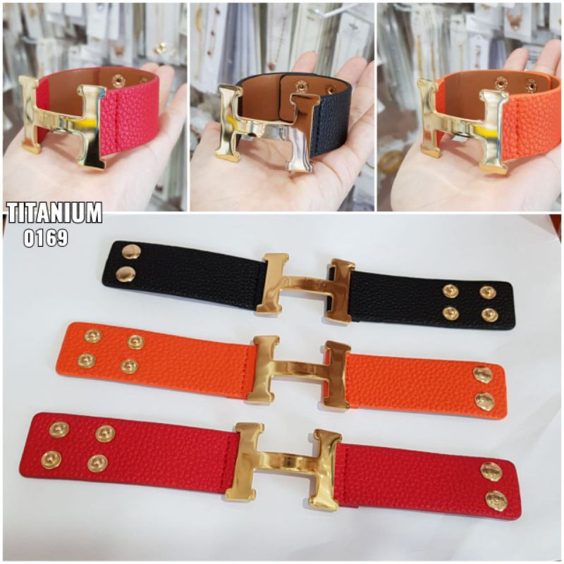 Gelang Lebar Titanium aksen H Kulit