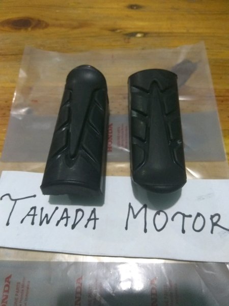 KARET STEP DEPAN HONDA CBR 250R ORIGINAL