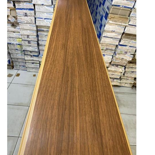 DISKON  7.7 plafon pvc glossy serat kayu coklat bringhome wood 14 [KODE 692]