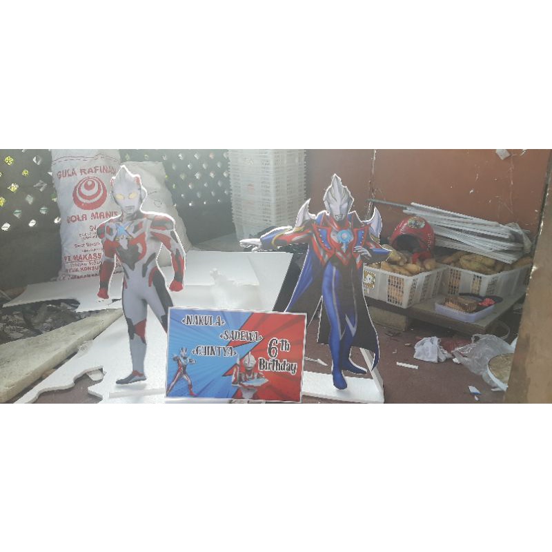 standing karakter custom bahan sterofoam