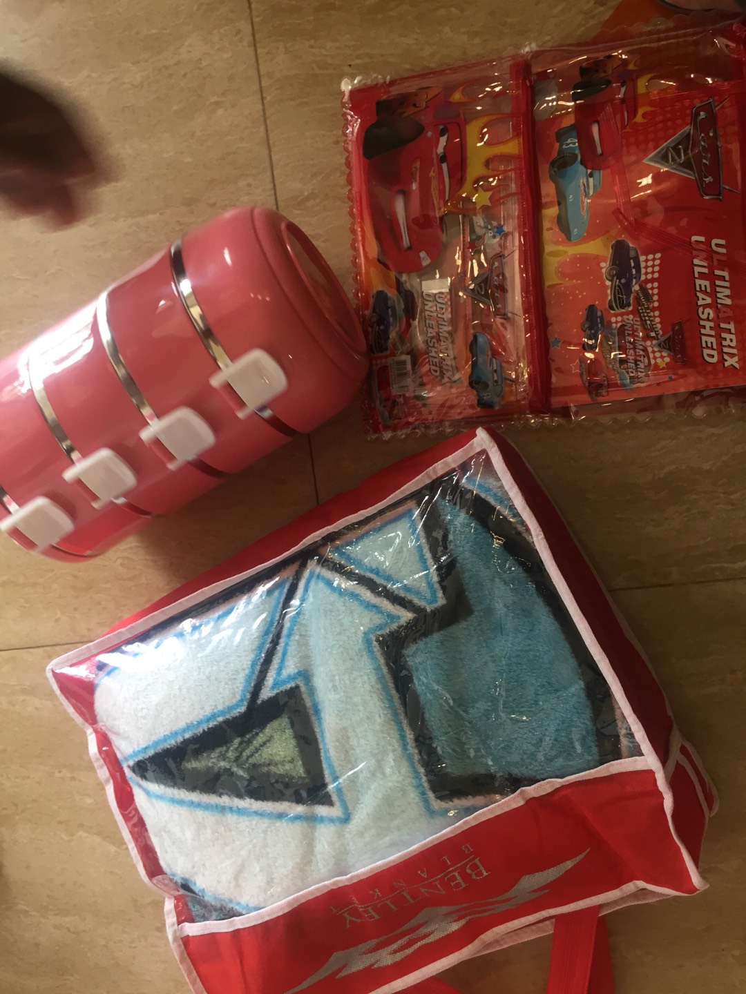 Selimut Bulu Karakter Avengers / Selimut Single 150x200cm Bl-343