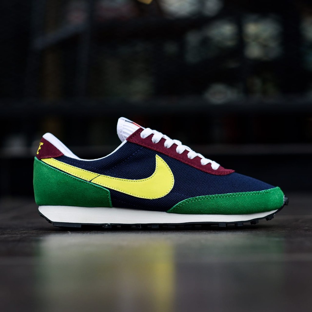 NIKE DAY BREAK OBSIDIAN DYNAMIC YELLOW COSMIC SEPATU SNEAKERS PRIA WANITA ORIGINAL/SNEAKERS NIKE ORI