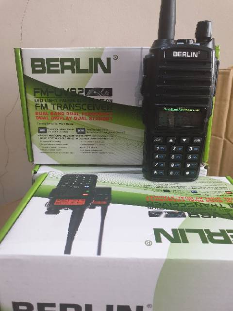 HT BERLIN UV-82 DUALBAND ORI GARANSI BERLIN UV-82 DUALBAND Baru