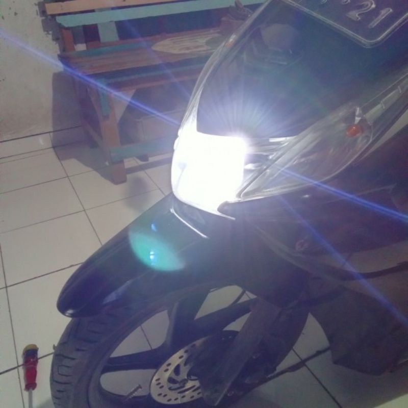 BOHLAM / LAMPU DEPAN LED 2 SISI XENON H6 12VOLT HID LED 2 SISI AC DC UNIVERSAL BEBEK MATIC