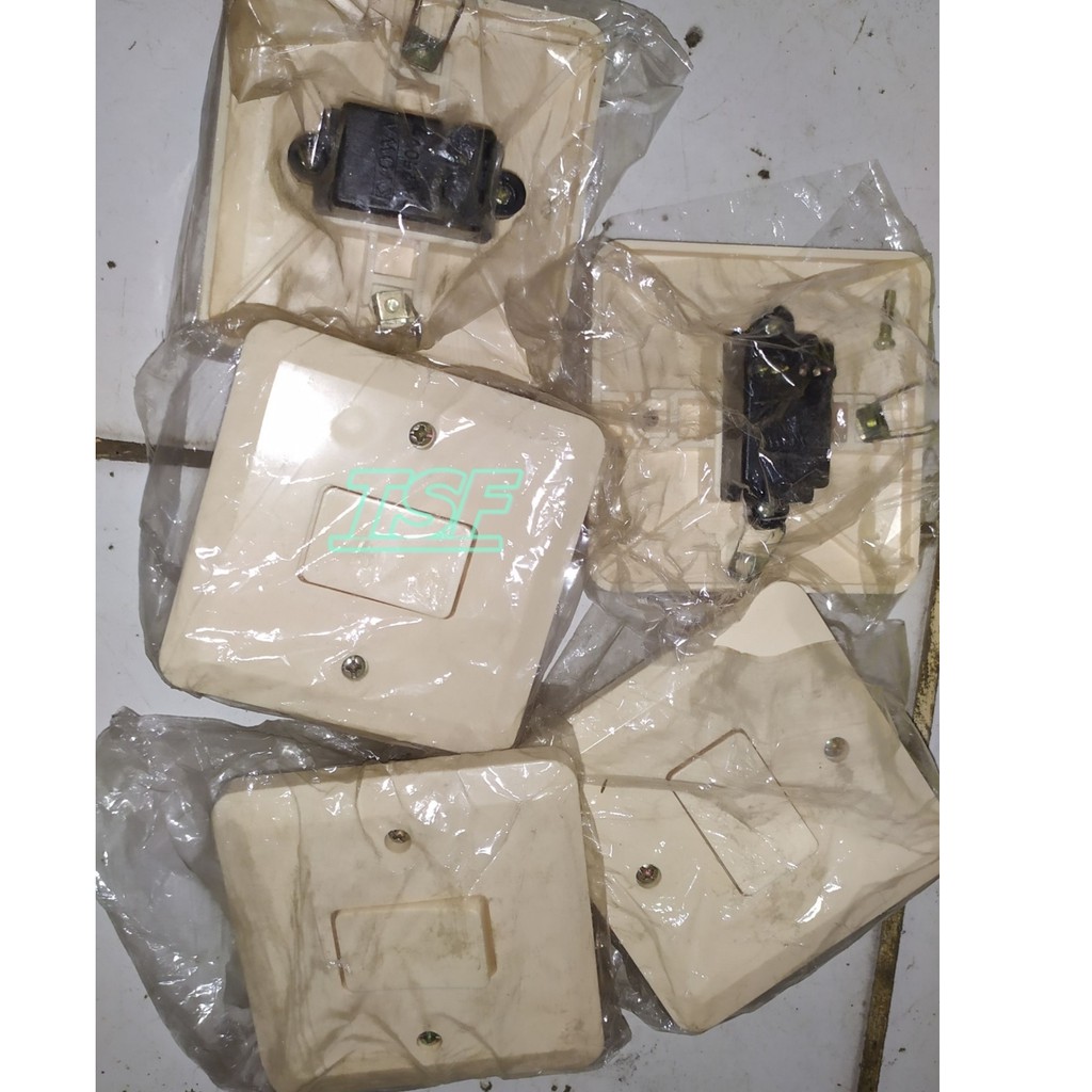 IB New Engkel 511 Kyowa / Stop Kontak