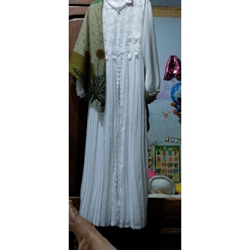 gamis putih wanita plisket