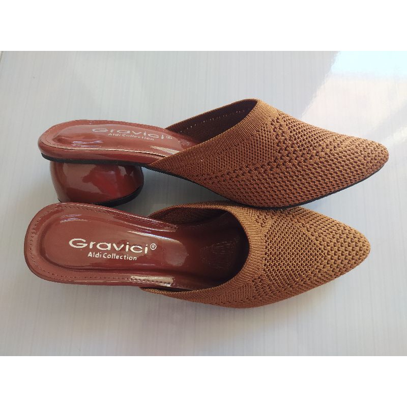 Gravici Shoes (NEW)