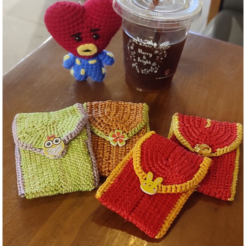 

Kantong angpao rajut multifungsi/kantong angpao rajut pertama/kantong angpao rajut untuk lebaran. Kantong rajut multifungsi