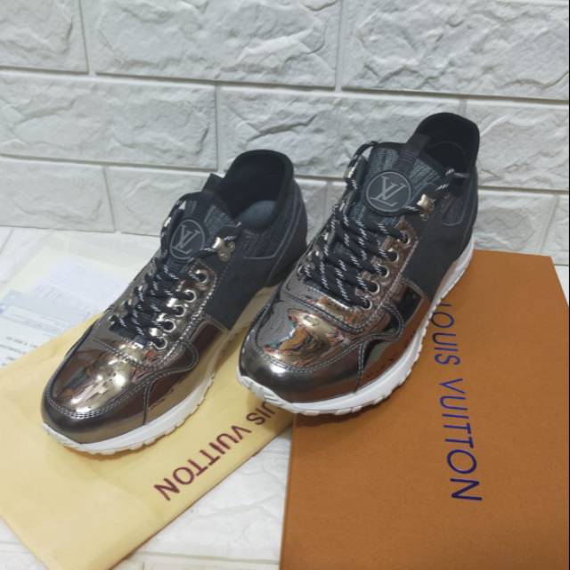 Sepatu lv sneaker mirror quality lou is vuitton shoes