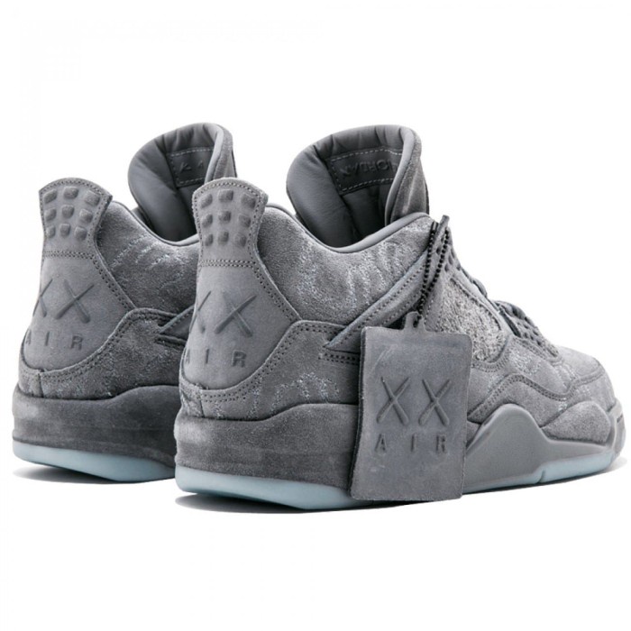 kaws x jordan 4