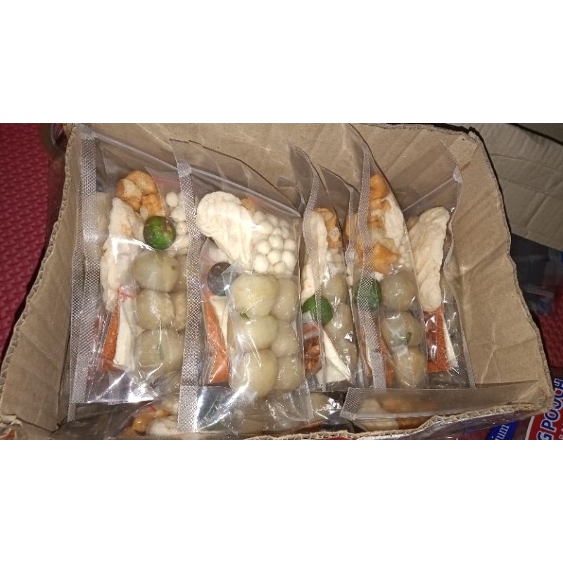 

Paket Irit isi 8 Bakso Aci (Bacigar)