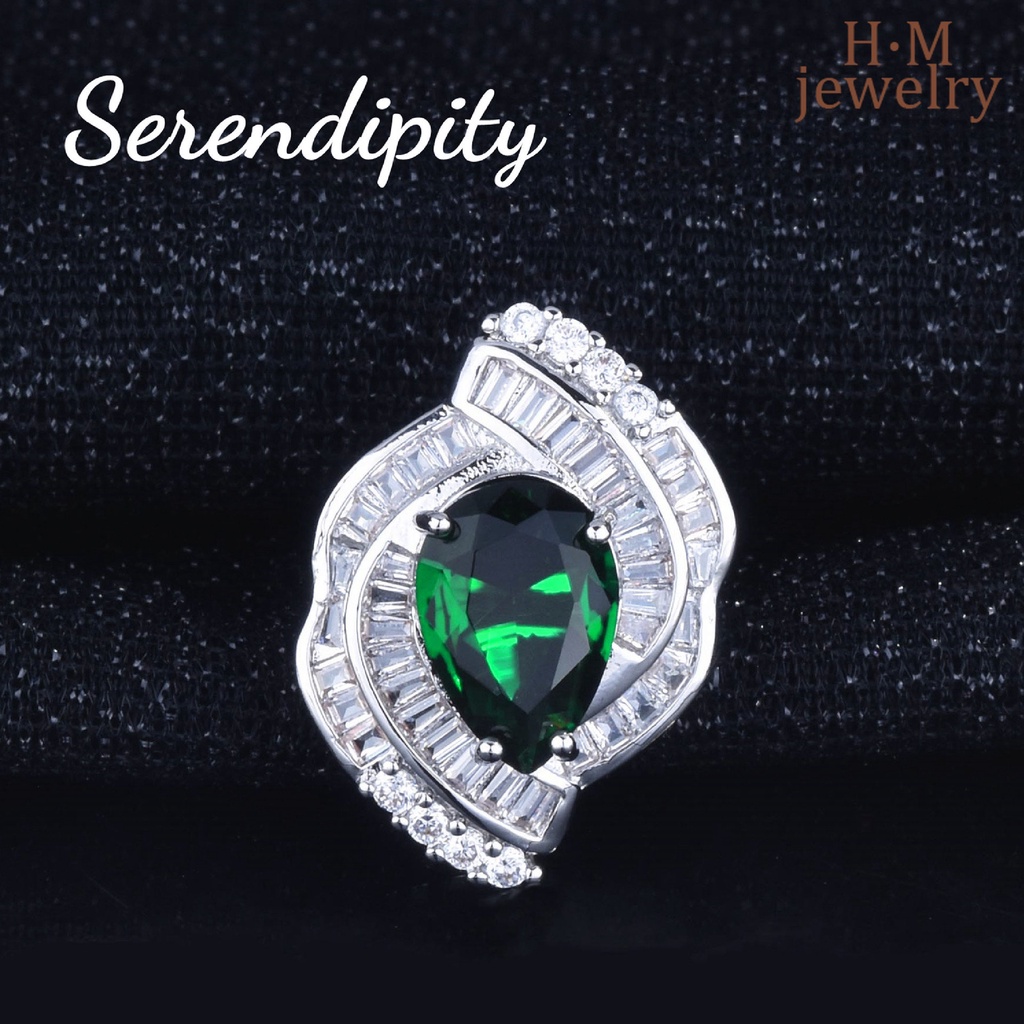 Cincin Batu Emerald Bentuk Tetesan Air