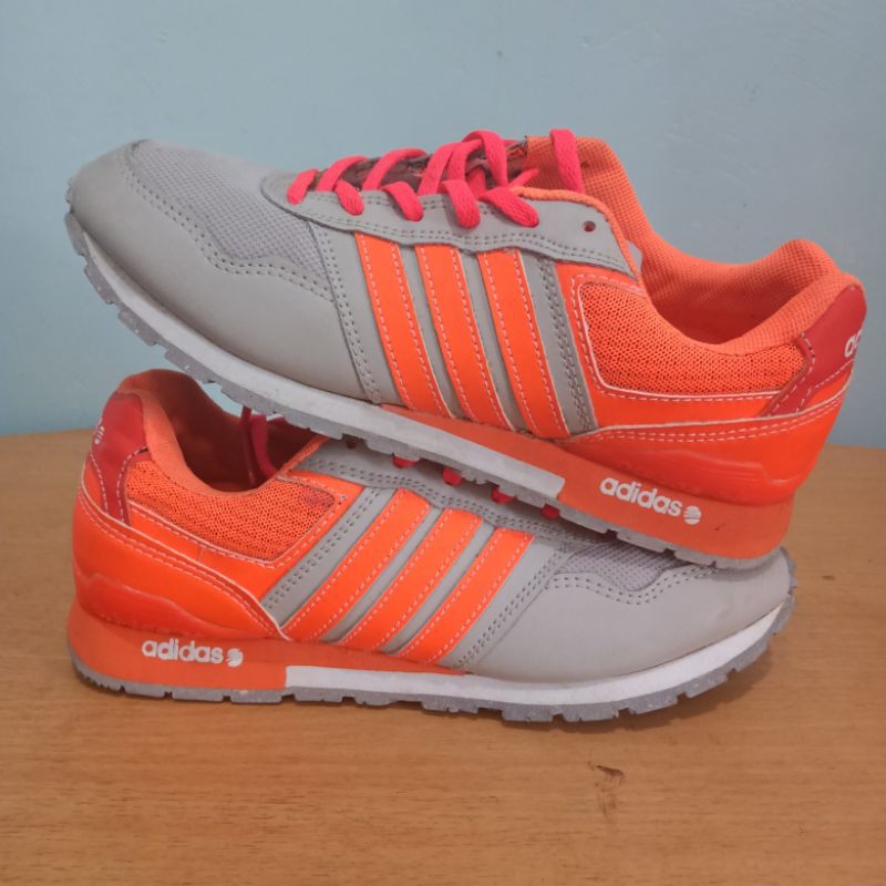 sepatu adidas neo second