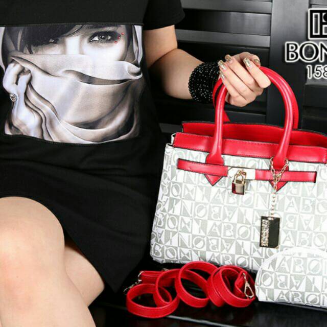 Tas import bonia