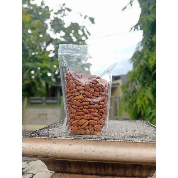 

Almond panggang siap makan