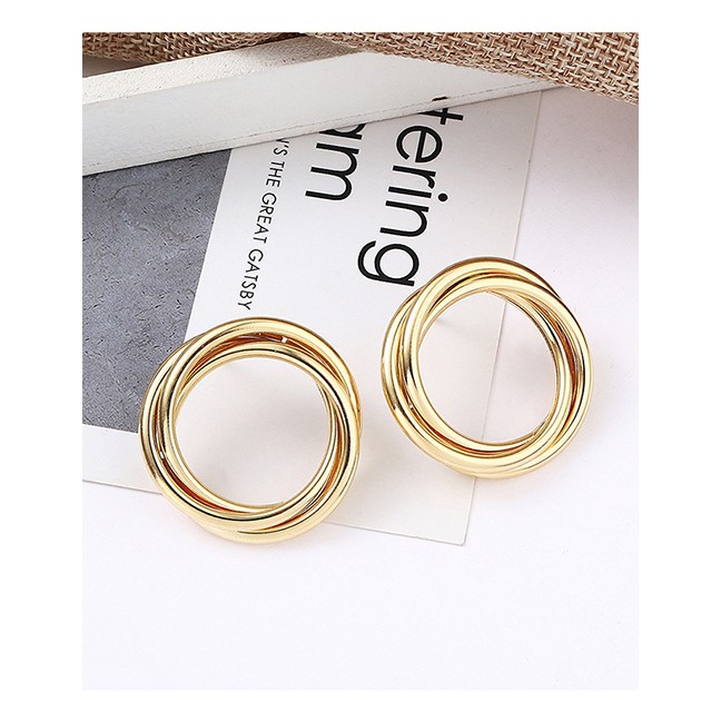 LRC Anting Tusuk Fashion Kc Cutout Earrings Y61838
