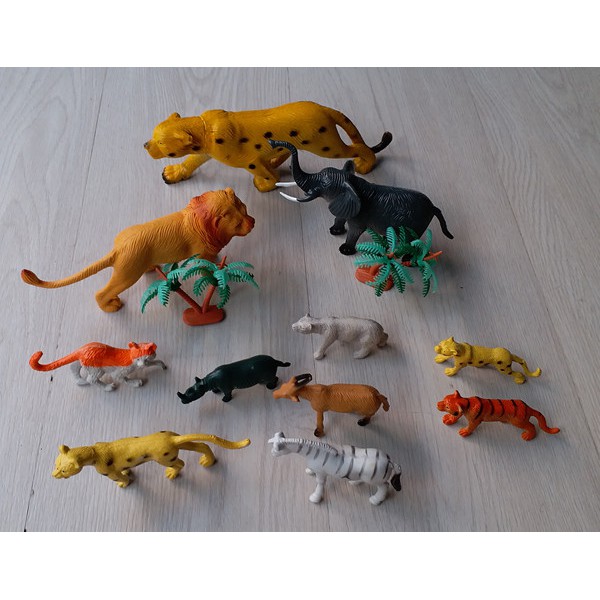 MAINAN WILD ANIMAL JUNGLE SET HEWAN LIAR MACAN TUTUL ISI 11 PCS NO.A586