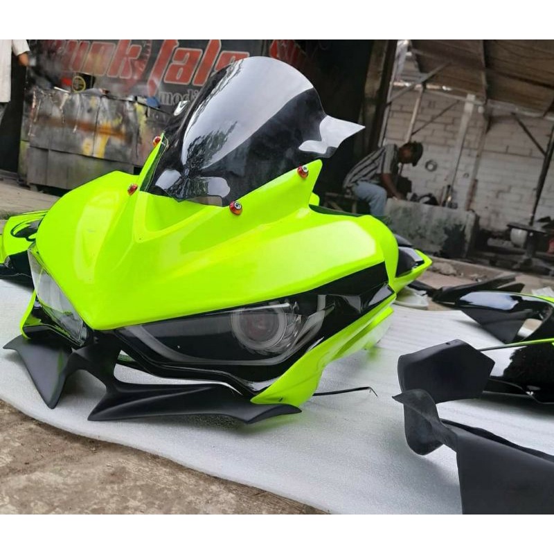 Kedok Headlamp model r25 pemasangan utk r15 v2 include visor dan projie