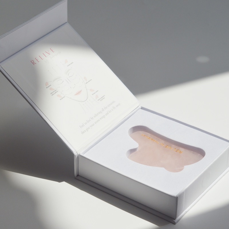 Defect [RELIVE by Tinkerblush] Rose Quartz Gua Sha (FUNGSI TETAP SAMA, hanya ada noda atau scratch dari batunya)