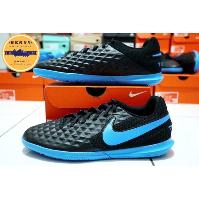 NIKE LEGEND 8 CLUB IC Artikel Code AT6110-004