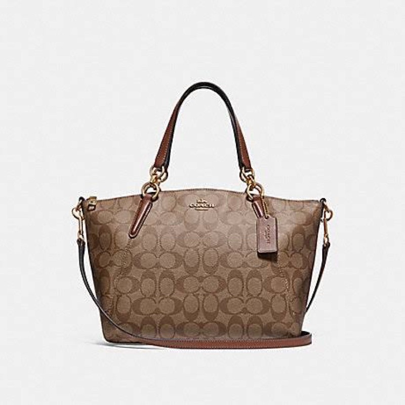 COACH KELSEY SMALL IN SIGNATURE