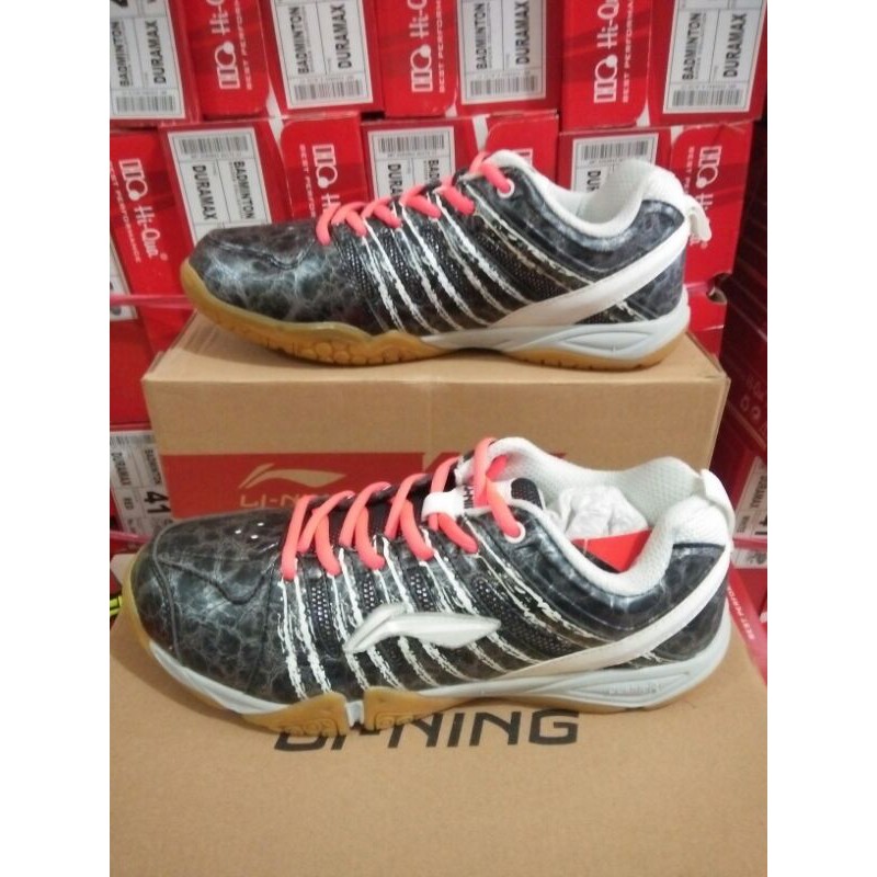 SEPATU BADMINTON LI-NING XION 100%ORIGINAL