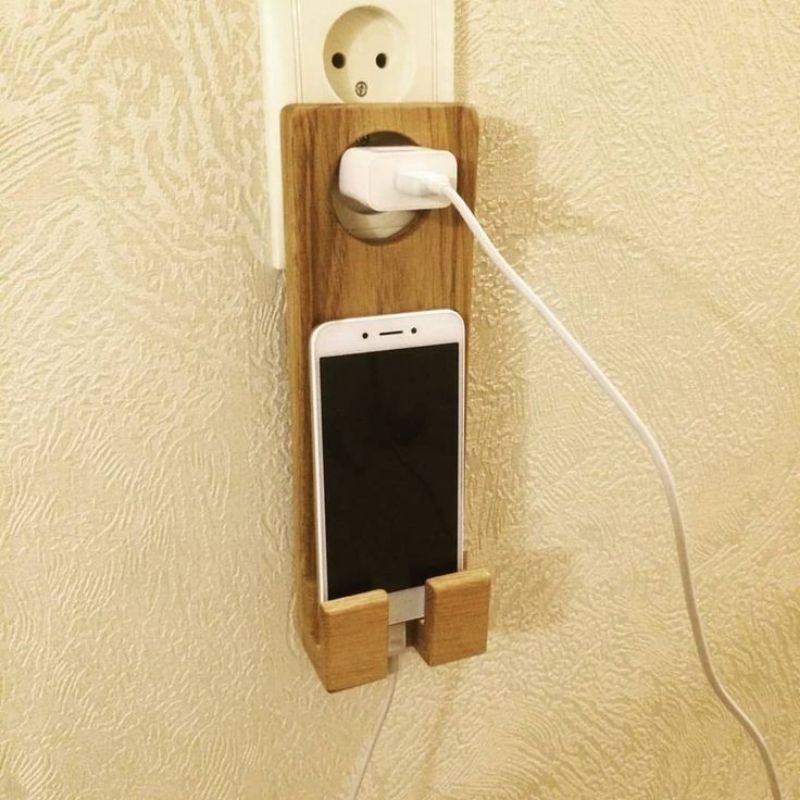 Holder hp Tempat cas Hp dinding kayu