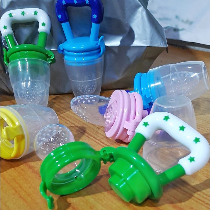 Empeng Gigitan Pacifier Mpeng Dot Buah Silicone Peralatan Makan MPASI Anak Bayi Usia 6 9 12 Bulan / 