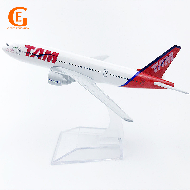 Tam Boeing 777 Mainan Model Pesawat Terbang Air Brazil B777 Bahan Metal Ukuran 16CM Untuk Hadiah