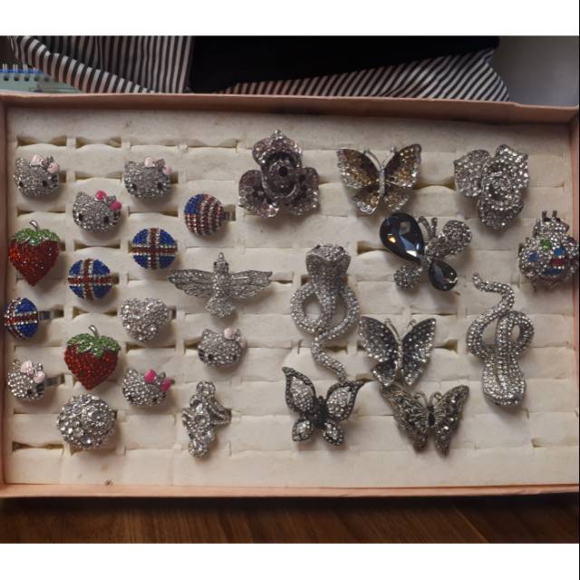 New Sale Cincin perhiasan Berlian kristal gold silver emas Imitasi Import Korea