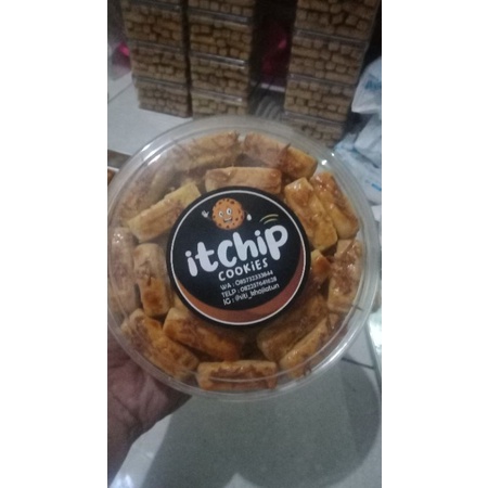 

Kastangel keju toples 500gr