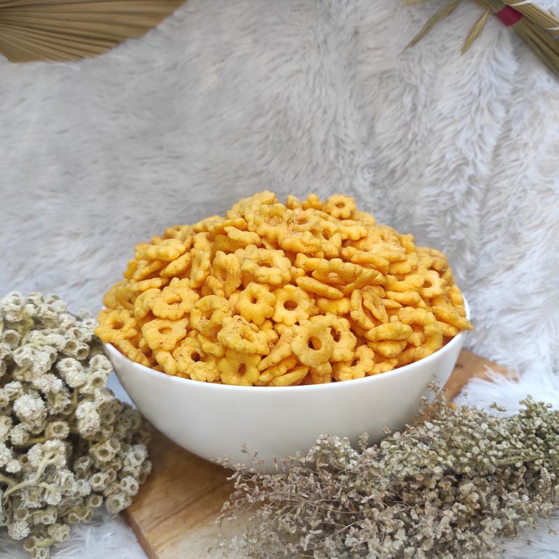 

Piscoklegit_ Snack Kembang Ribut Sakura Super Crispy