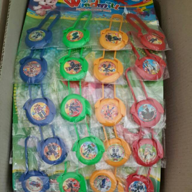 Jepit piring terbang