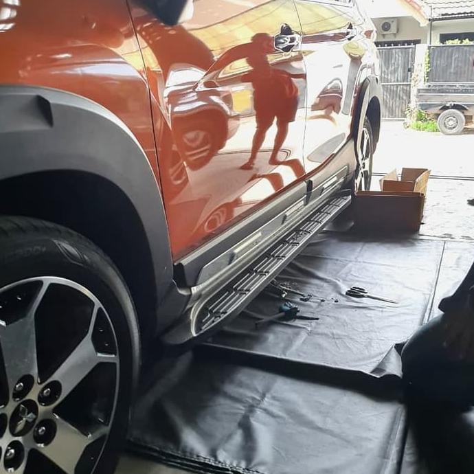 Footstep Injakan Samping Pijakan Mobil Xpander / Cross Bahan ABS