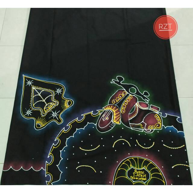 

Sarung Lukis Batik/Lukis ornamen