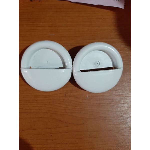 tarikan bulat pintu pvc kamar mandi,,handel bulat pintu pvc kamar mandi ,handle bulat pintu pvc kama